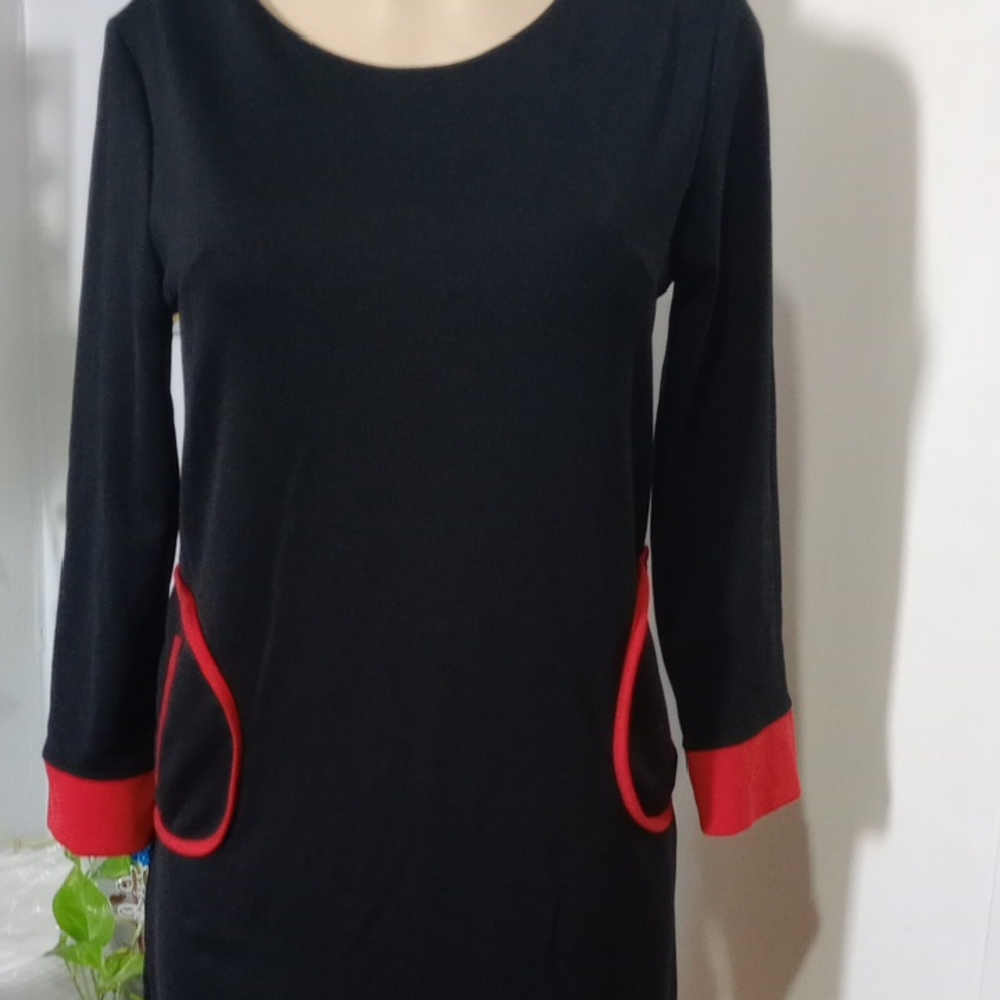 Chic Black and Red Long Sleeve Dress